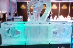 Bar lodowy z motywem młodej pary