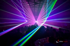 Pokaz laserowy i skrzypce