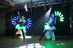 Wachlarze ledowe w trakcie pokazu lightshow