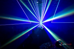 Pokaz laserowy i skrzypce