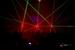 Pokaz laserowy i skrzypce