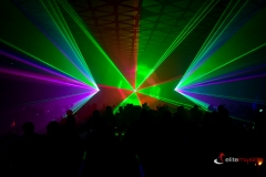 Pokaz laserowy i skrzypce