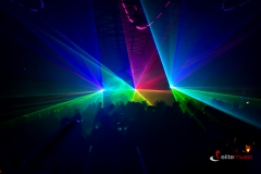 Pokaz laserowy i skrzypce