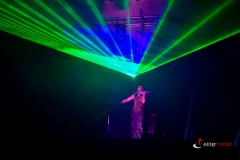 Pokaz laserowy i skrzypce