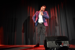 Stand-up-elitemusic (3)