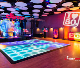 Disco Boogie Night ala przygotowana do imprezy firmowej Disco Boogie Night w hotelu Crystal Mountain – scena, parkiet taneczny, oświetlenie i dekoracje przed rozpoczęciem wydarzenia.